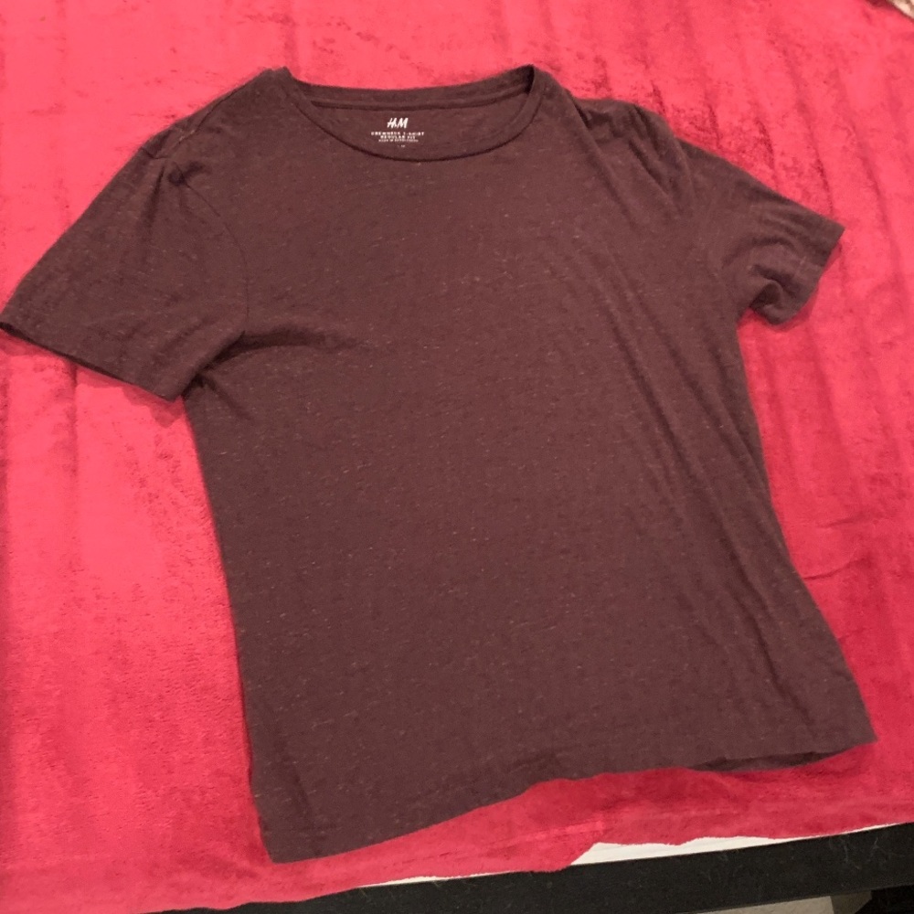 H&M crew neck t shirt, men’s